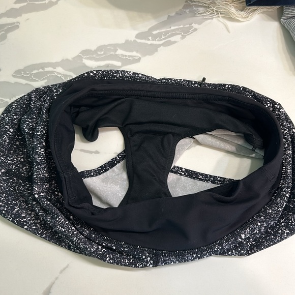 Lululemon speed up shorts - Picture 4 of 4